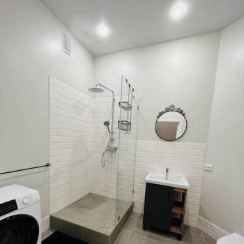 Сдается 2-х комнатная квартира, 79 м²