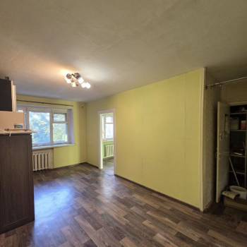 Продается 3-х комнатная квартира, 56 м²