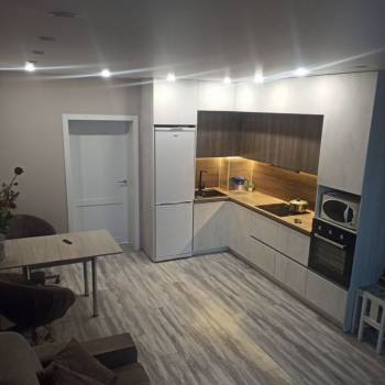 Сдается 2-х комнатная квартира, 78 м²