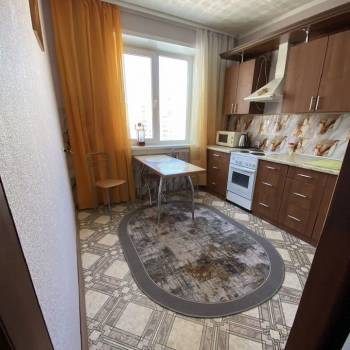 Сдается Многокомнатная квартира, 62 м²