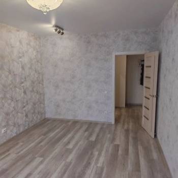 Продается 1-комнатная квартира, 48 м²