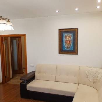 Продается 2-х комнатная квартира, 72,4 м²