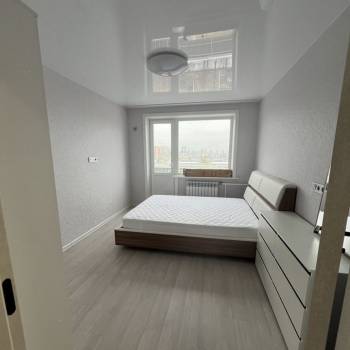 Сдается Многокомнатная квартира, 60 м²