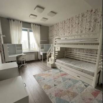 Сдается Многокомнатная квартира, 120 м²