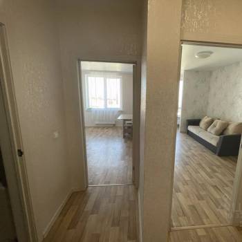 Сдается 1-комнатная квартира, 37 м²