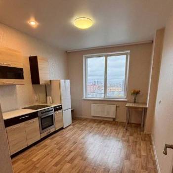 Сдается 1-комнатная квартира, 37 м²