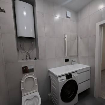 Продается 1-комнатная квартира, 36 м²