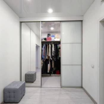 Продается 1-комнатная квартира, 56,8 м²