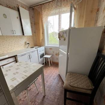 Сдается 2-х комнатная квартира, 42 м²