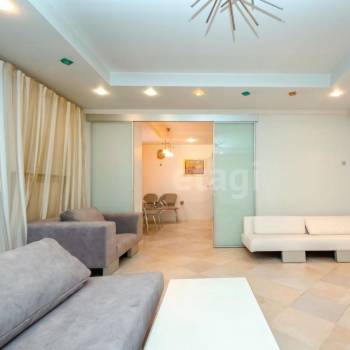 Сдается Многокомнатная квартира, 154 м²