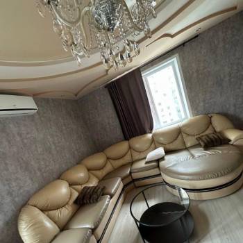 Сдается 2-х комнатная квартира, 85 м²