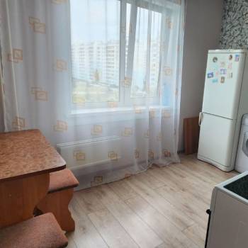 Сдается 1-комнатная квартира, 47 м²