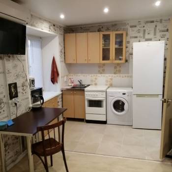 Продается 1-комнатная квартира, 27,4 м²