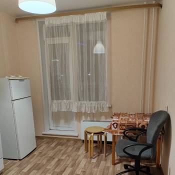 Сдается 1-комнатная квартира, 35 м²