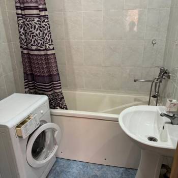 Сдается 1-комнатная квартира, 40,3 м²