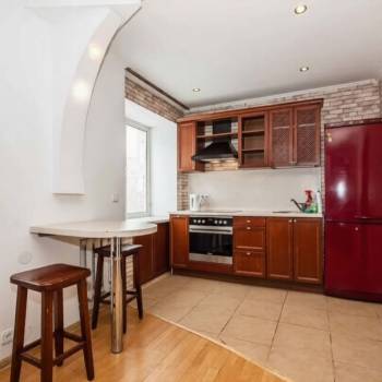 Сдается 2-х комнатная квартира, 75 м²