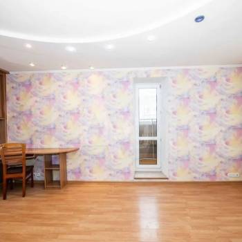 Сдается 2-х комнатная квартира, 75 м²