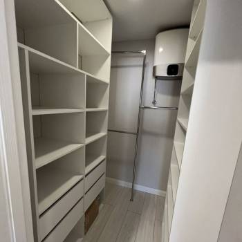 Сдается 1-комнатная квартира, 56 м²