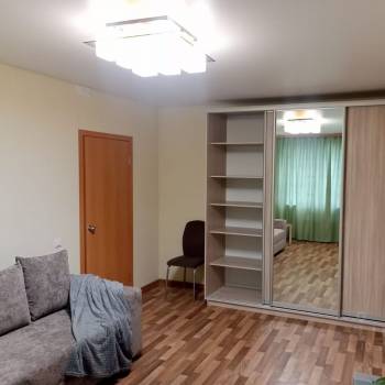Сдается 1-комнатная квартира, 37 м²