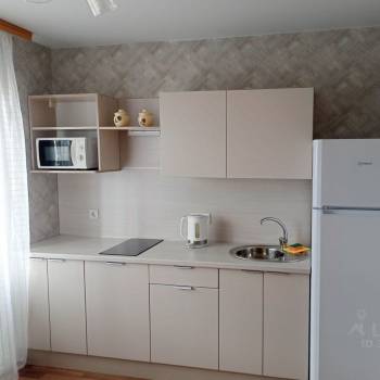 Сдается 1-комнатная квартира, 37 м²