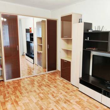 Сдается 1-комнатная квартира, 50 м²