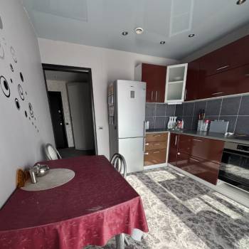 Сдается 1-комнатная квартира, 37 м²