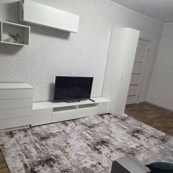 Сдается 1-комнатная квартира, 37,5 м²