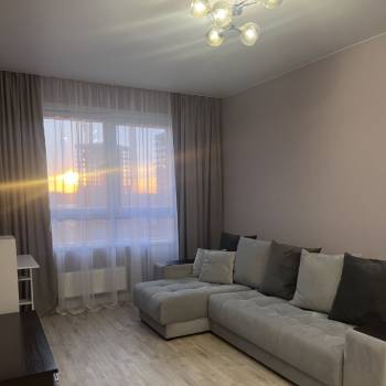 Сдается 1-комнатная квартира, 41 м²