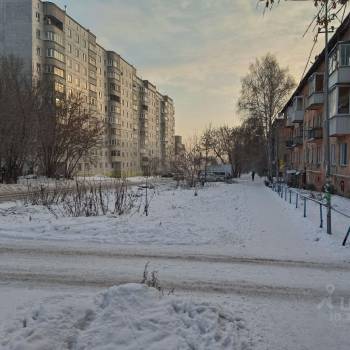 Продается 3-х комнатная квартира, 53 м²