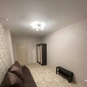 Сдается 1-комнатная квартира, 37 м²