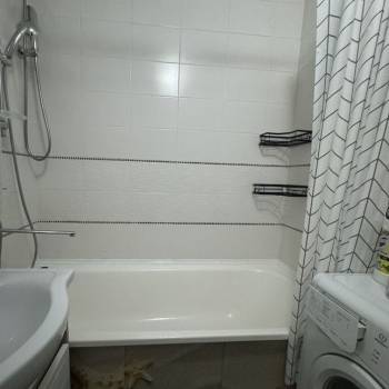 Сдается 1-комнатная квартира, 40 м²