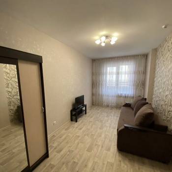 Сдается 1-комнатная квартира, 37 м²