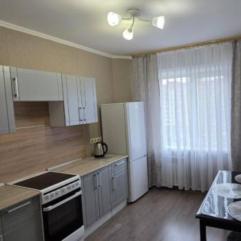 Сдается 1-комнатная квартира, 40 м²