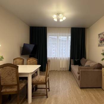 Сдается 2-х комнатная квартира, 73 м²