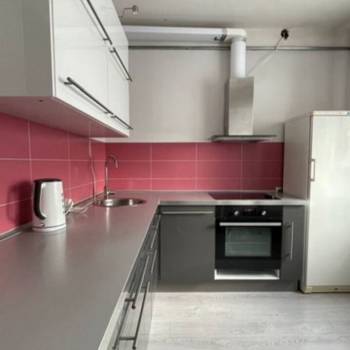 Сдается 2-х комнатная квартира, 55,6 м²