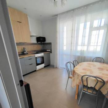 Сдается 2-х комнатная квартира, 64,4 м²