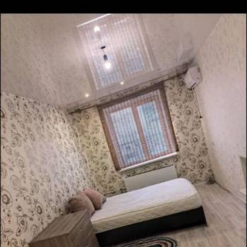 Сдается 1-комнатная квартира, 42 м²