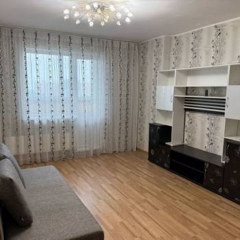 Сдается 1-комнатная квартира, 45 м²