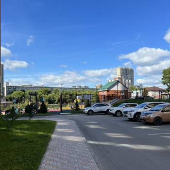 Продается 1-комнатная квартира, 32 м²