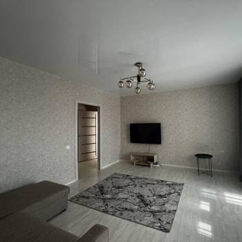 Сдается 2-х комнатная квартира, 60 м²