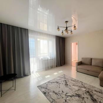 Сдается 2-х комнатная квартира, 60 м²