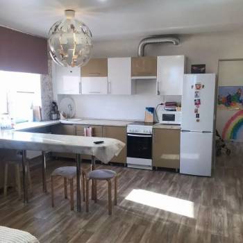 Сдается 1-комнатная квартира, 58 м²