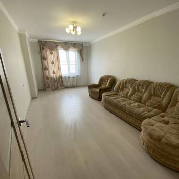Сдается Многокомнатная квартира, 90 м²