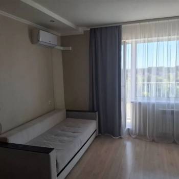 Сдается 1-комнатная квартира, 37 м²