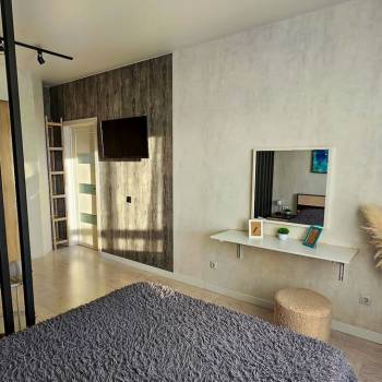 Сдается 1-комнатная квартира, 42 м²