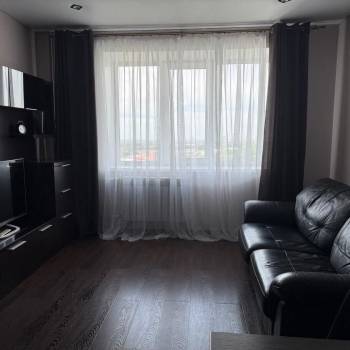 Сдается Многокомнатная квартира, 60 м²