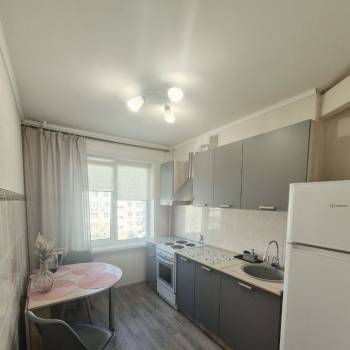 Сдается Многокомнатная квартира, 60 м²