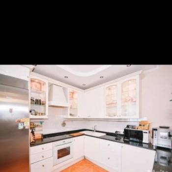 Продается 3-х комнатная квартира, 125 м²