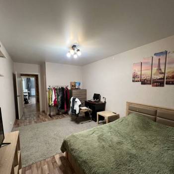 Продается 1-комнатная квартира, 45,7 м²