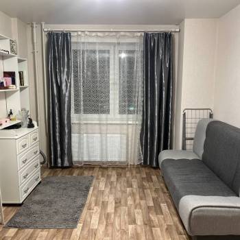 Продается 1-комнатная квартира, 45,7 м²